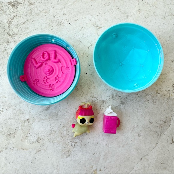 LOL Surprise! Fashion Doll Under Wrap doll,Darling doll and Pets - Picture 5 of 11